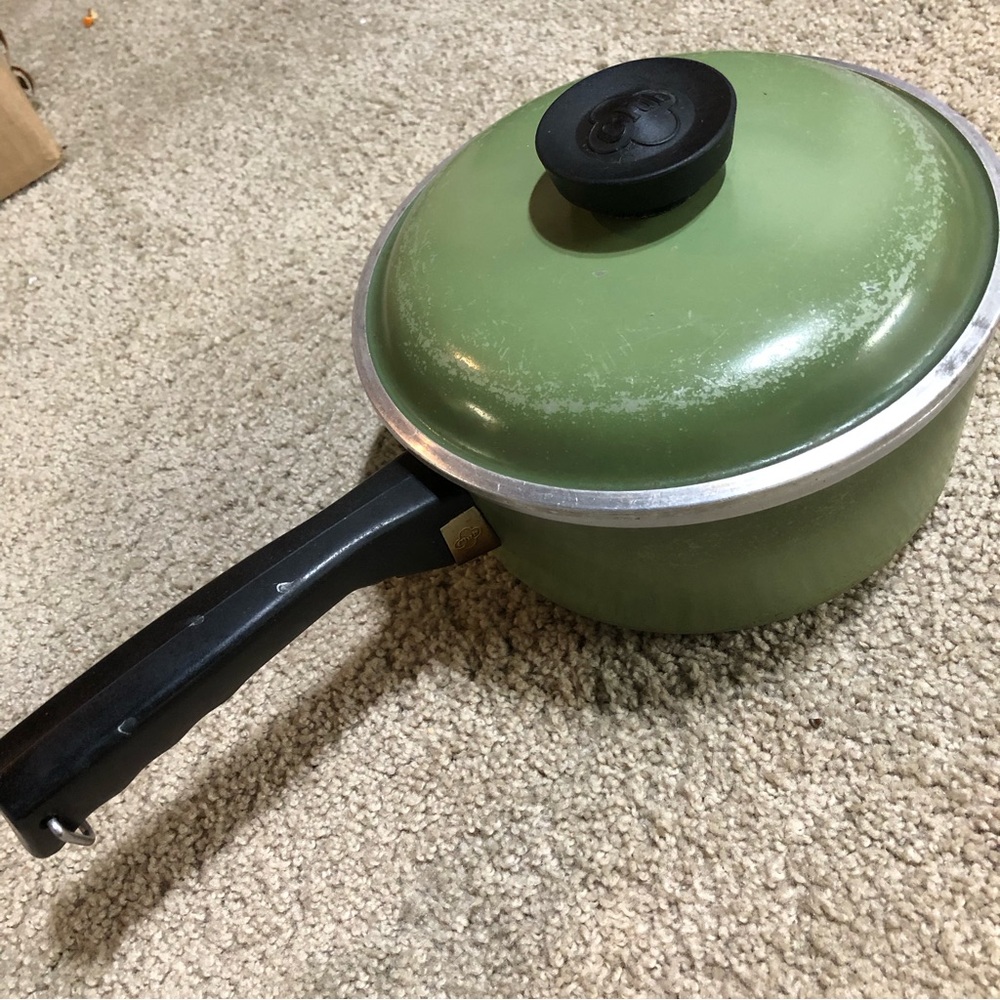 Vintage CLUB Cast Aluminum 2 Qt Sauce Pan Pot W/ Lid Green Avocado